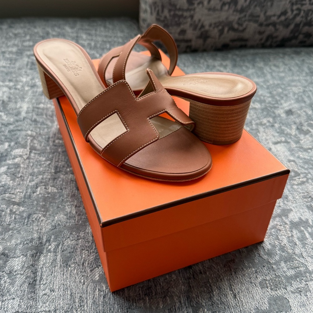 Hermes Oasis Sandal